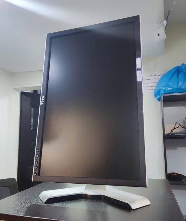 مانیتور استوک 22 اینچ دل مدل Dell UltraSharp 2208WFP