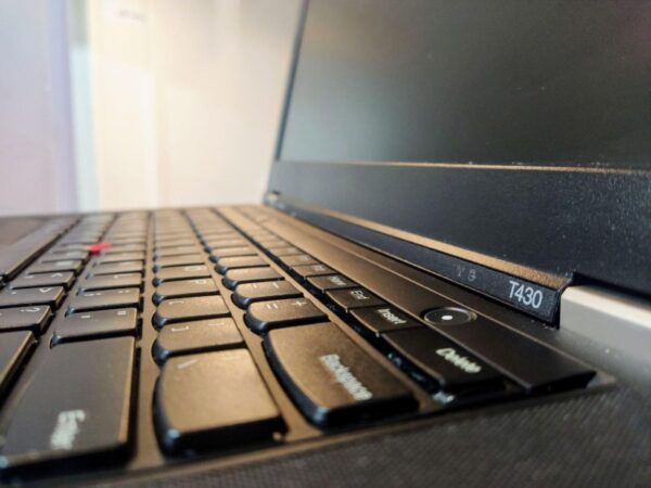 لپ تاپ استوک 14 اینچ لنوو مدل Lenovo ThinkPad T430 - Image 4