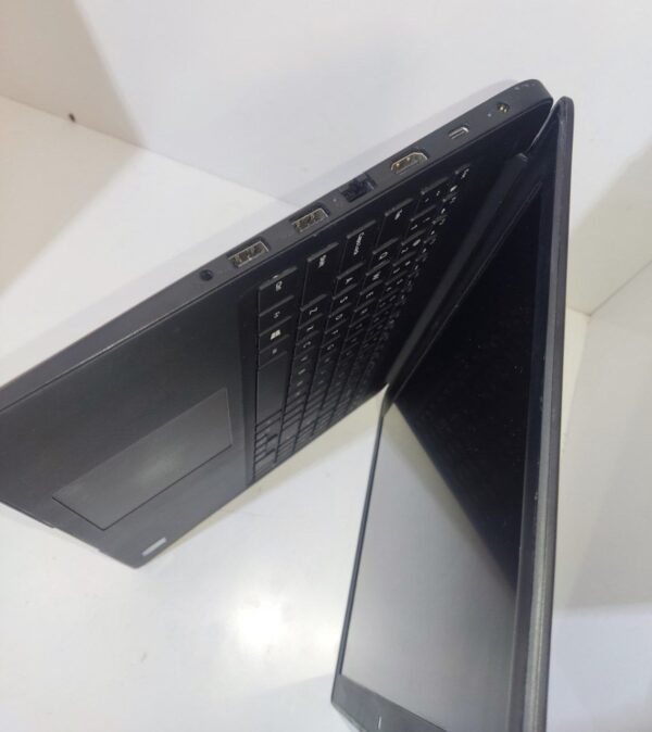 لپ تاپ استوک Dell Latitude 3500 پردازنده i7 نسل 8