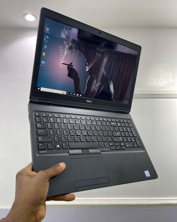 لپ تاپ استوک دل مدل Dell Latitude 5590 Core i5