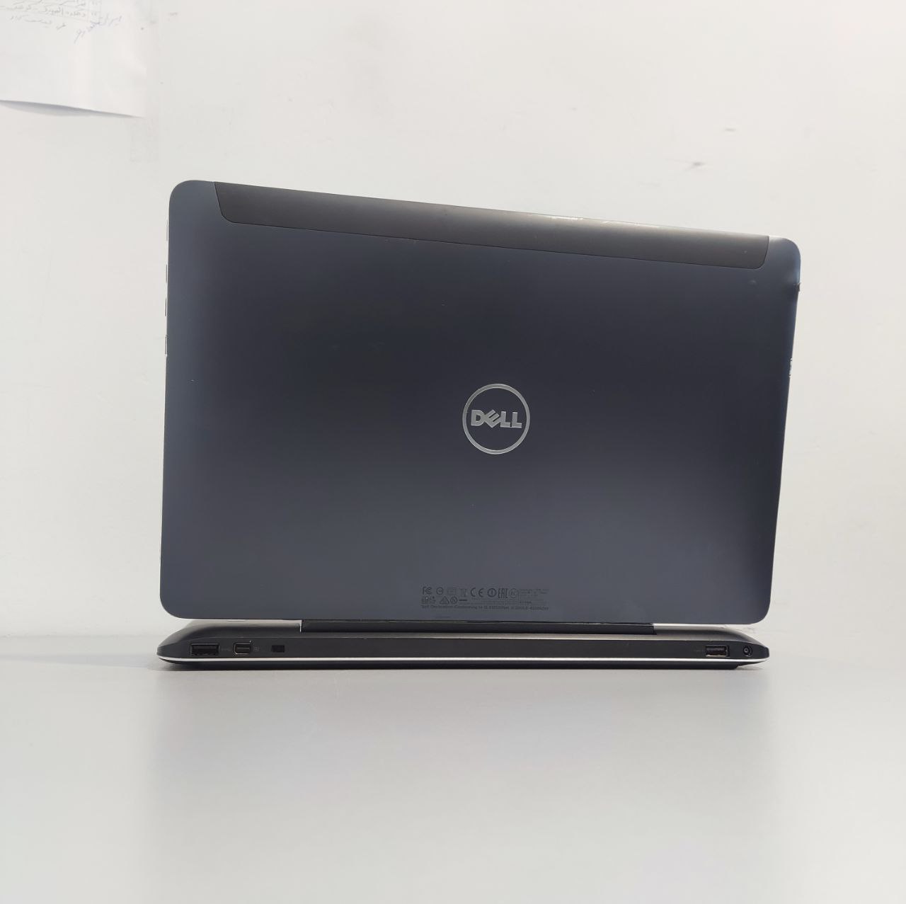 لپ تاپ استوک Dell Latitude 7350 لمسی با کیبورد جدا شونده در جهان بازار
