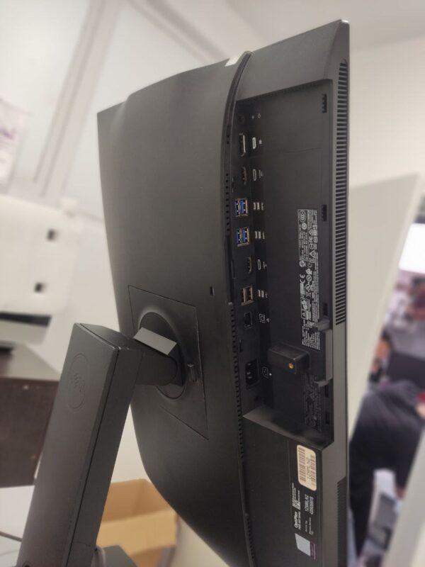 آل این وان استوک Dell OptiPlex 7450 پردازنده i7 نسل 7
