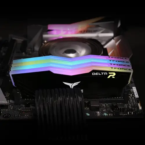 رم کامپیوتر تیم گروپ TeamGroup T-Force DELTA RGB DDR4 16GB Dual 3600MHz CL18