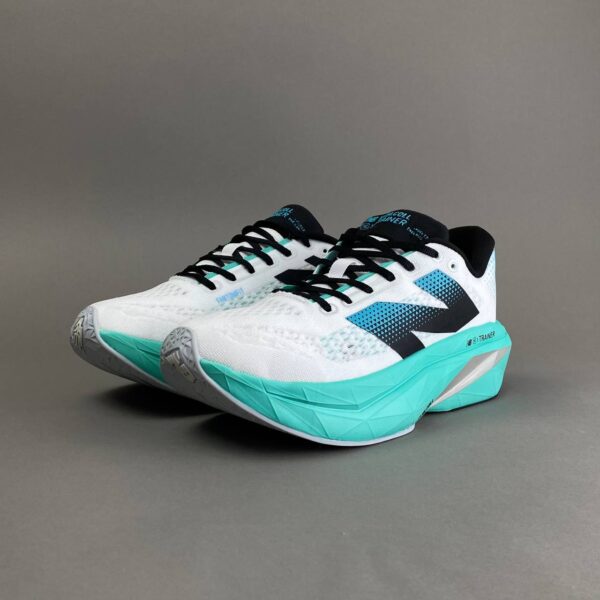 کتونی استوک نیوبالانس مردانه رانینگی Newbalance TRAINER V3
