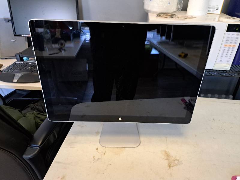 مانیتور استوک 24 اینچ اپل Apple Cinema Display a1267