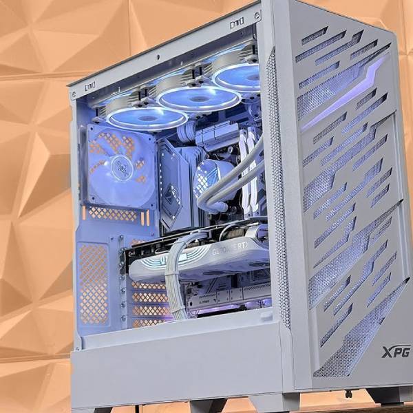 اسمبل گیمینگ داخل کیس XPG Starker Air BTF سفید با نورپردازی RGB و فنهای متعدد ۱۲۰ میلیمتری